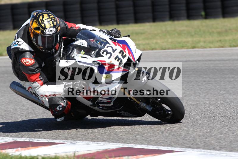 /Archiv-2025/48 25.08.2025 Cornu Master School ADR/rot-rouge/32